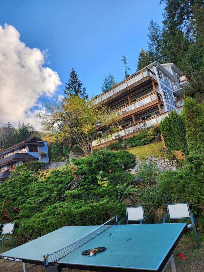 Sunshine Coast Resort Madeira Park Exterior photo